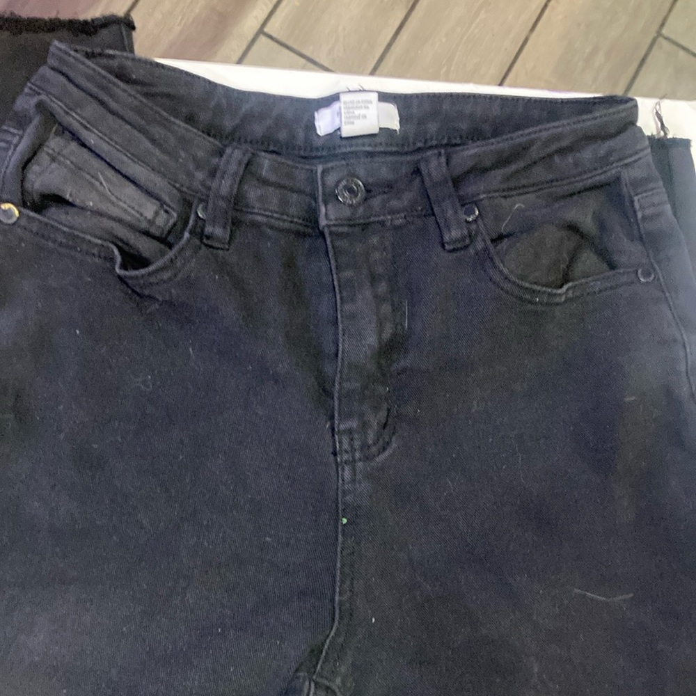 Black High-Waisted Jeans